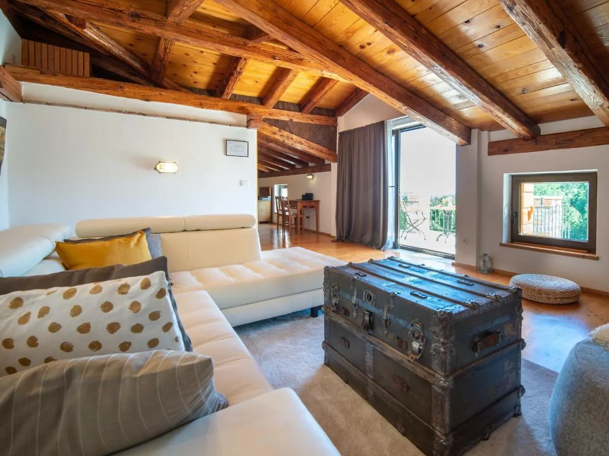 Holiday Home Oliti Moscenicka Draga