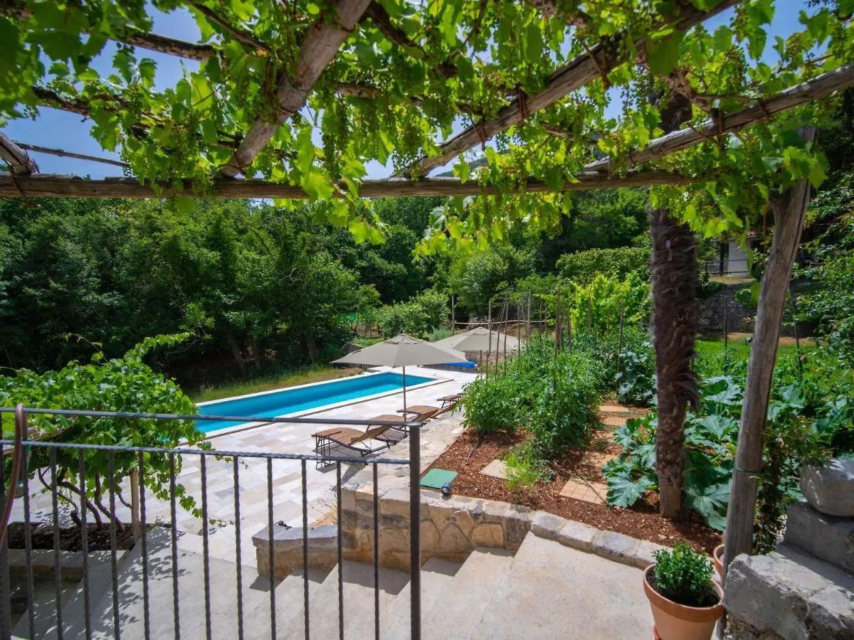 Holiday Home Oliti Moscenicka Draga